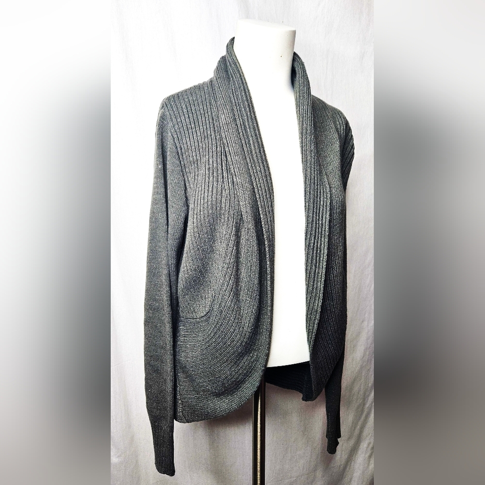 H&M Charcoal Ribbed Cardigan Sweater Sizeβ L